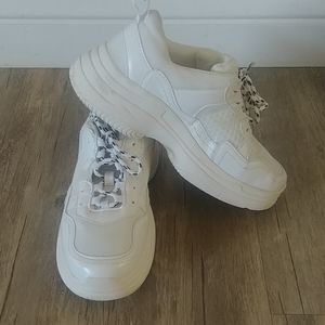 Wild fable chunky shoes